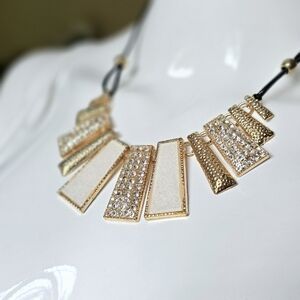 Elegant Gold  Necklace